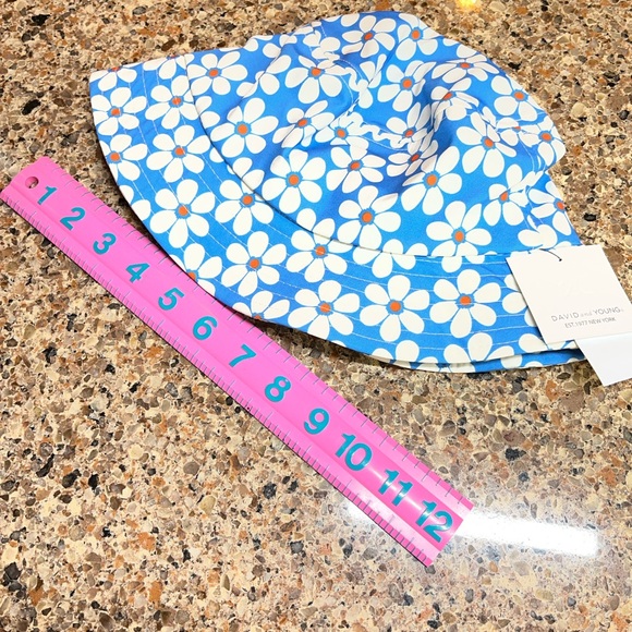 New David And Young Blue White Daisy Hat For Women Adorable Spring Summer Design - Picture 2 of 2